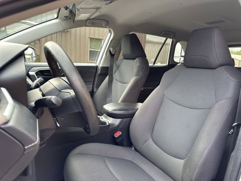 Used 2024 Toyota RAV4 LE image 12