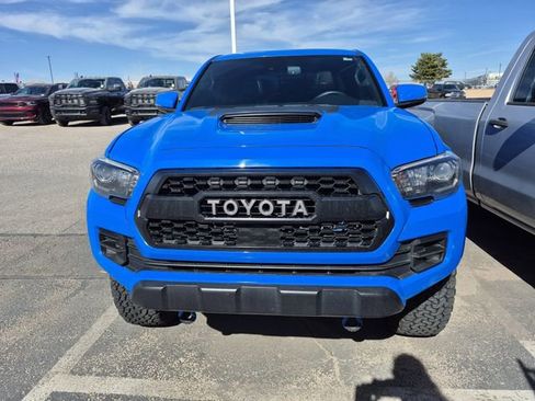 Used 2019 Toyota Tacoma TRD Pro image 2