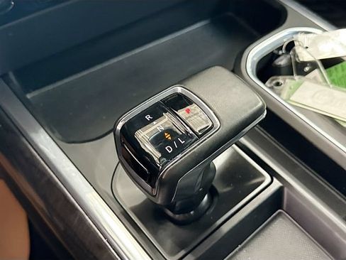 Used 2023 Chevrolet Silverado 1500 LTZ w/ Technology Package AWD/4WD image 18