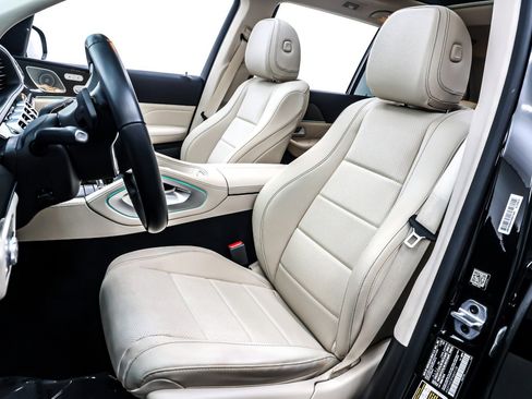 Certified 2023 Mercedes-Benz GLS 450 4MATIC image 18