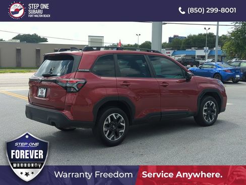 Certified 2026 Subaru Forester Premium w/ Premium/Limited Package AWD/4WD image 7