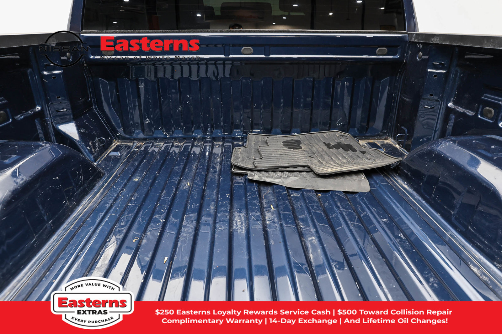 Used 2023 Chevrolet Silverado 1500 LT AWD/4WD image 11