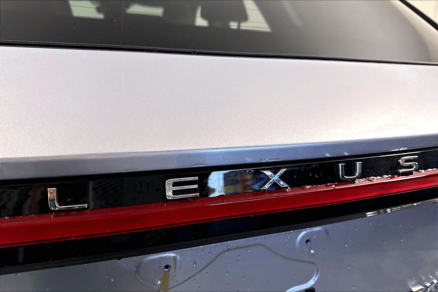 Used 2026 Lexus RX 350 Premium Plus w/ Accessory Package (2T) FWD image 20