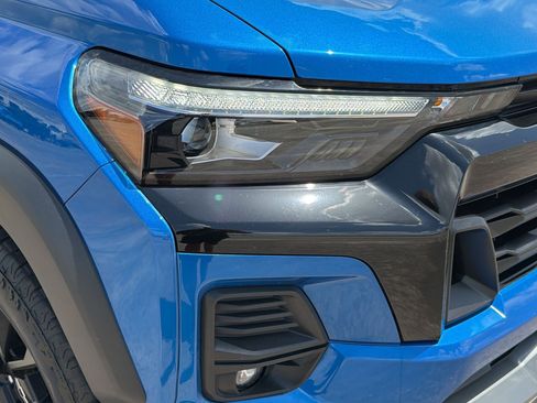 Used 2024 Chevrolet Colorado Z71 w/ LPO, Dark Essentials Package AWD/4WD image 12