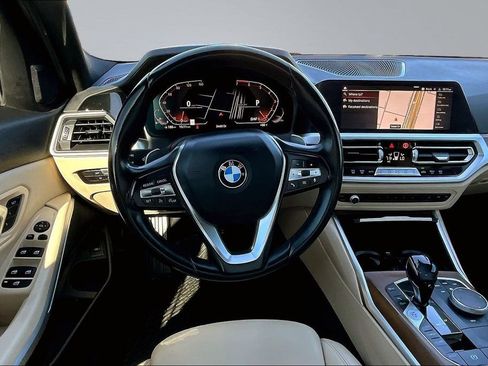 Used 2021 BMW 330i Sedan w/ Convenience Package image 9