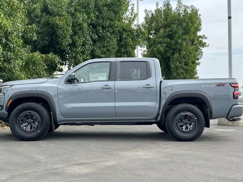 New 2025 Nissan Frontier PRO-4X w/ Interior Protection Package image 7