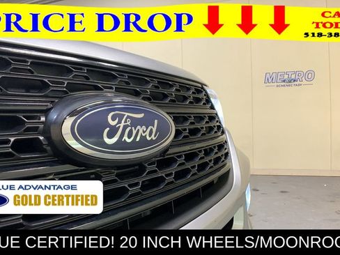 Certified 2022 Ford Explorer XLT w/ Equipment Group 202A AWD/4WD image 48