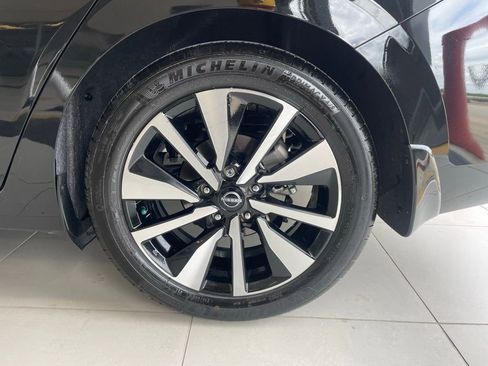 Certified 2025 Nissan Sentra SV w/ SV Premium Package FWD image 18