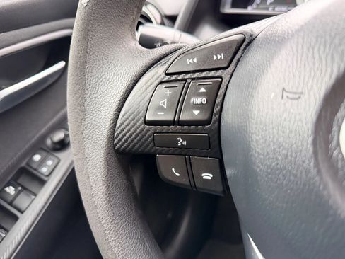 Used 2017 Toyota Yaris iA image 40