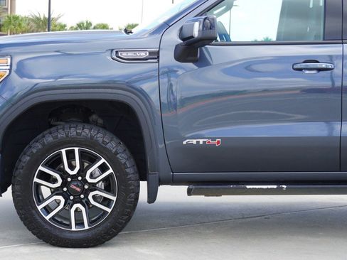 Used 2021 GMC Sierra 1500 AT4 w/ AT4 Value Package image 10