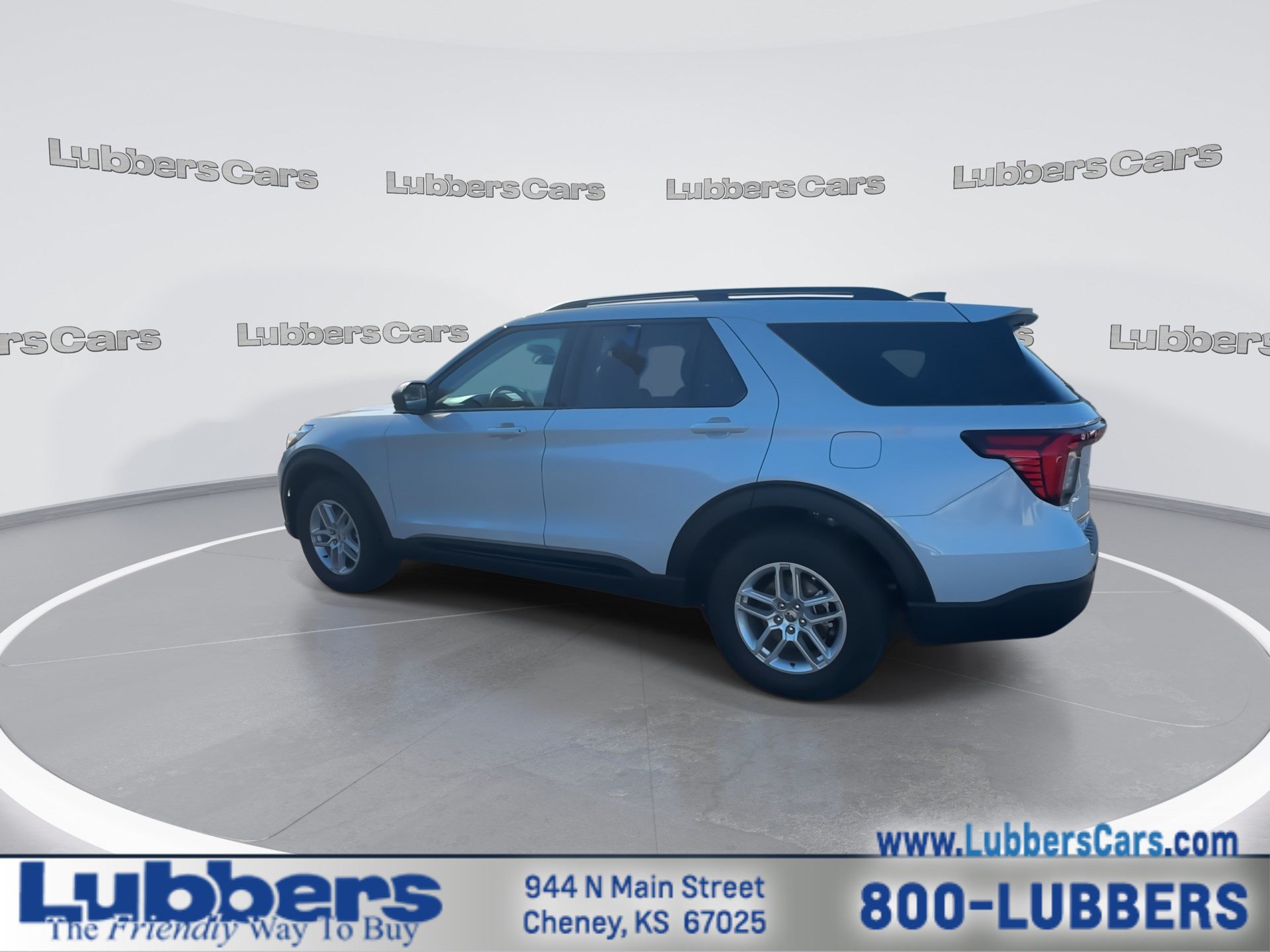Used 2026 Ford Explorer Active AWD/4WD image 6
