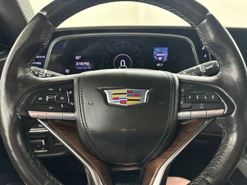 Certified 2024 Cadillac Escalade Premium Luxury Platinum AWD/4WD image 34