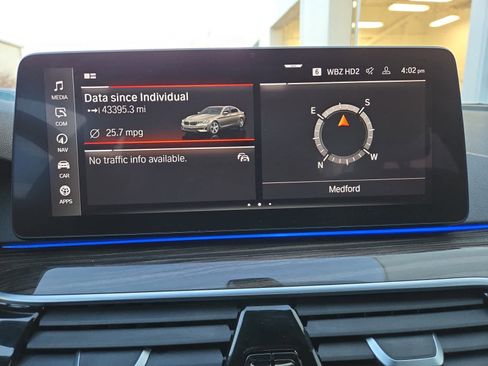 Used 2022 BMW 540i xDrive w/ Premium Package image 22