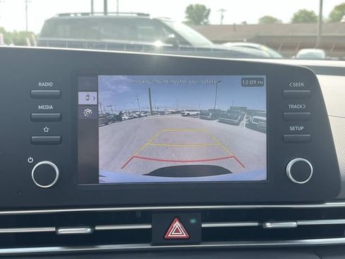 Certified 2025 Hyundai Elantra Sport FWD image 25