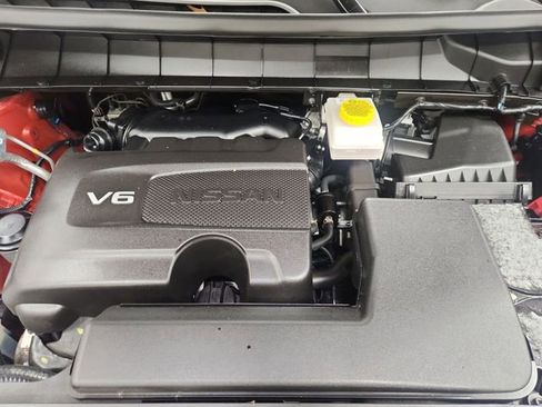 Used 2023 Nissan Pathfinder SL image 18