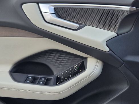 New 2025 Audi A5 2.0T Prestige image 27