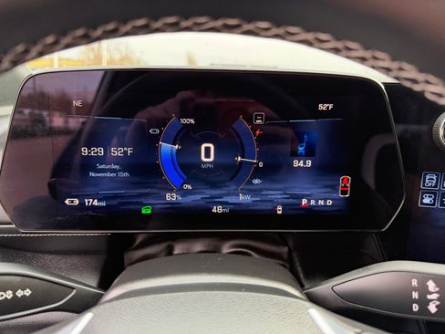 Used 2024 Chevrolet Blazer EV LT image 20