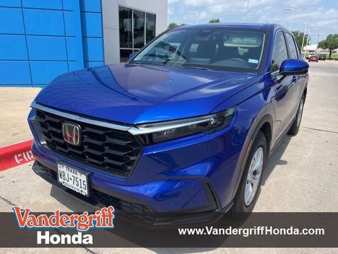 Used 2025 Honda CR-V LX image 1