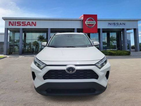 Used 2024 Toyota RAV4 XLE FWD image 11