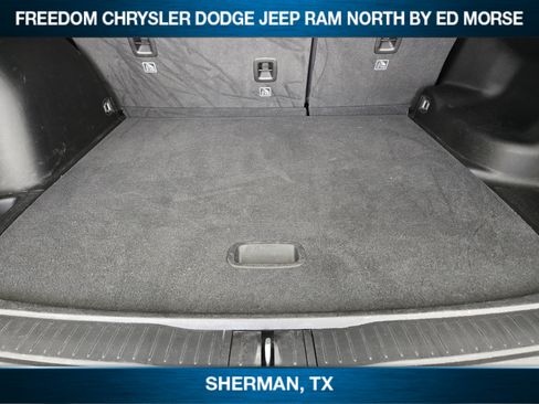 Used 2025 Jeep Grand Cherokee Altitude AWD/4WD image 22