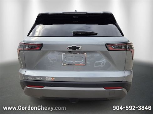 New 2026 Chevrolet Equinox LT image 5