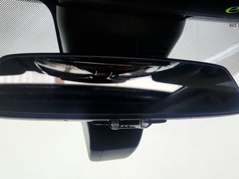 Used 2025 BMW 330i Sedan RWD image 63