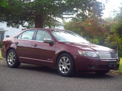 Used 2006 Lincoln Zephyr FWD image 6