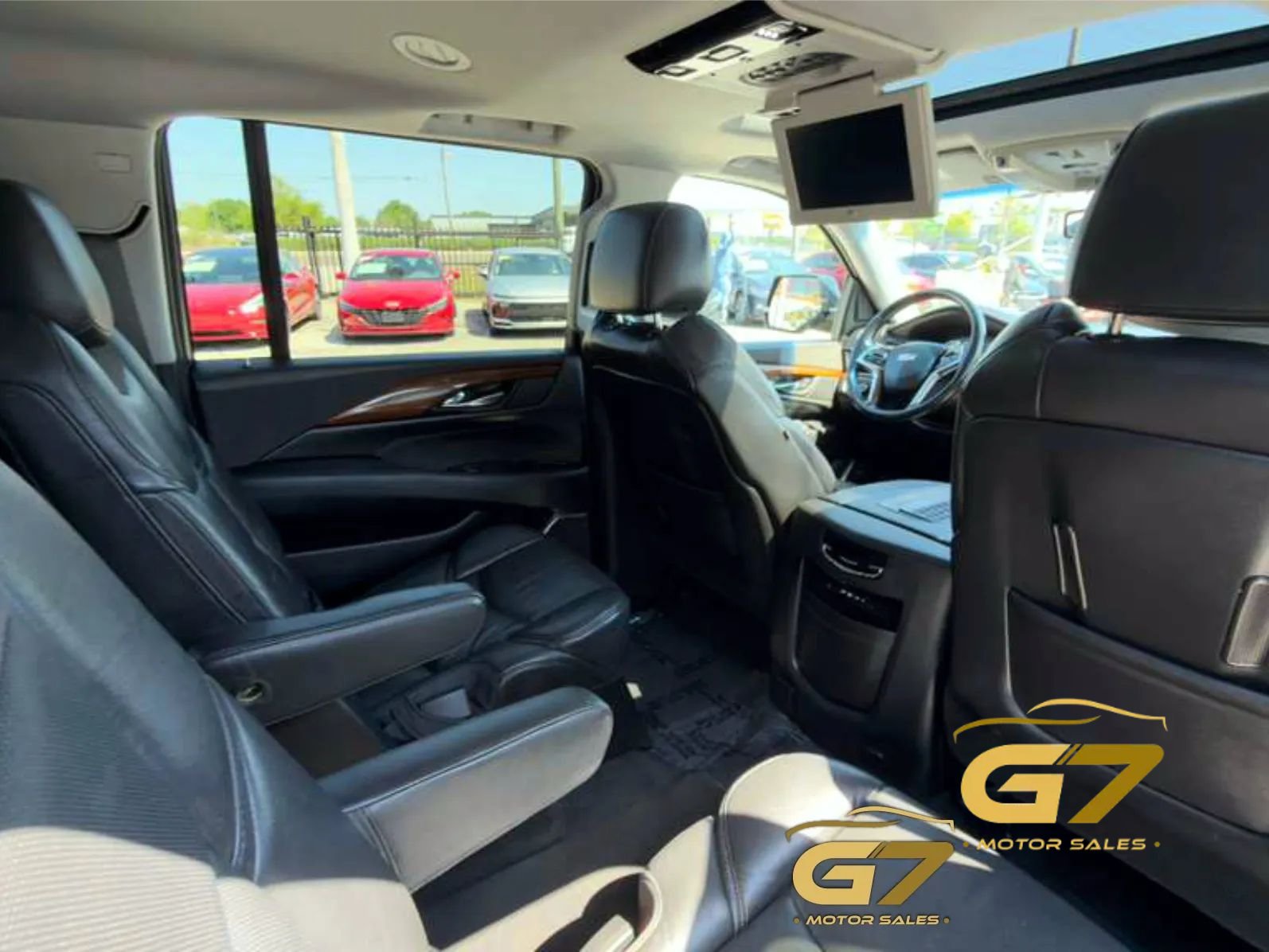 Used 2016 Cadillac Escalade ESV Luxury RWD image 13