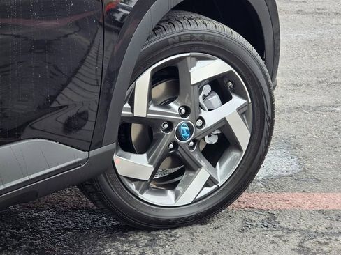 New 2025 Hyundai Venue SEL image 8