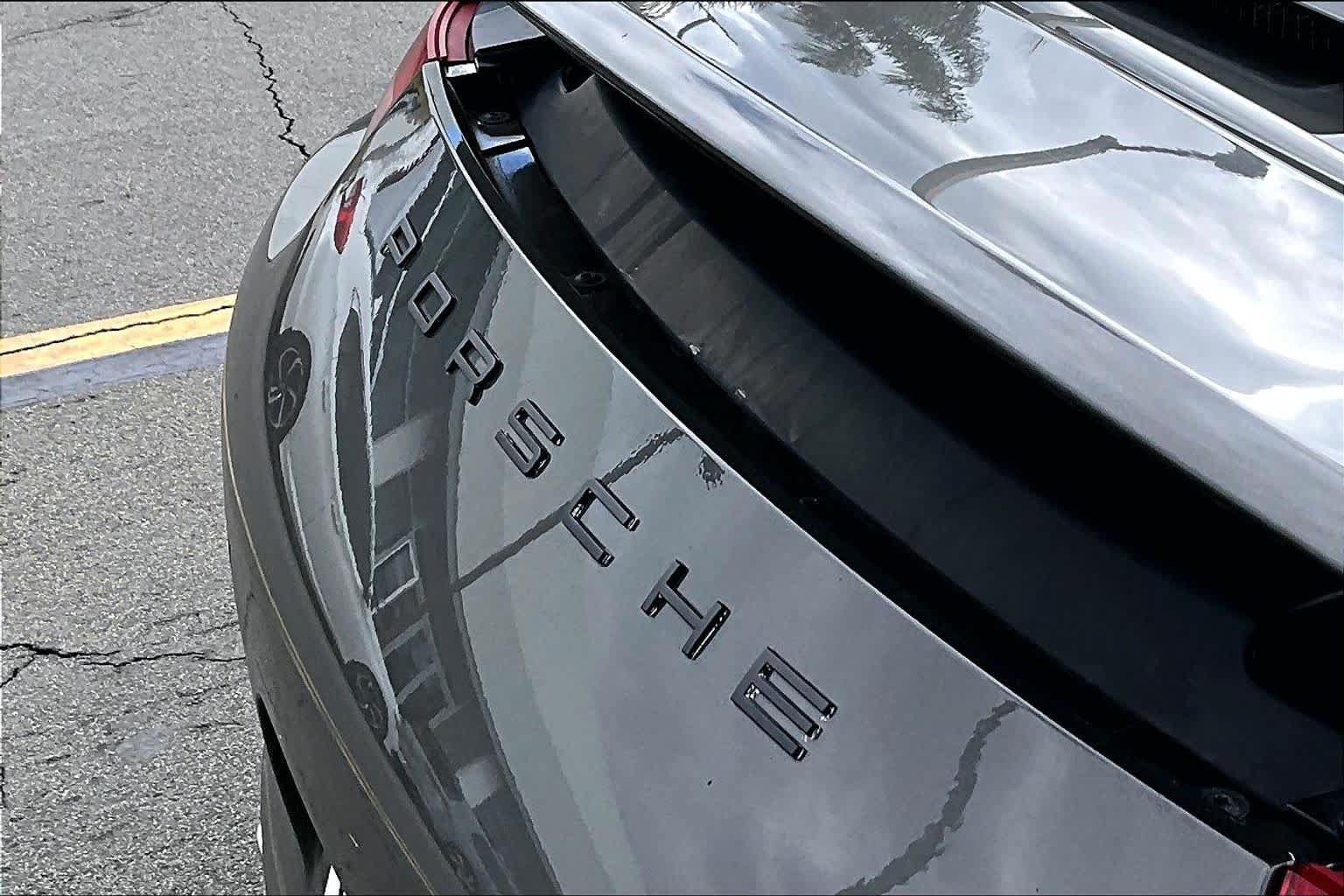 Used 2014 Porsche 911 Carrera RWD image 9