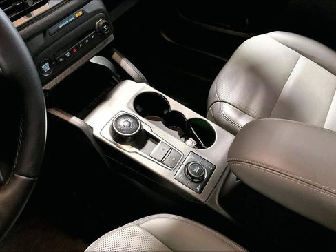 Certified 2025 Ford Bronco Sport Badlands image 16