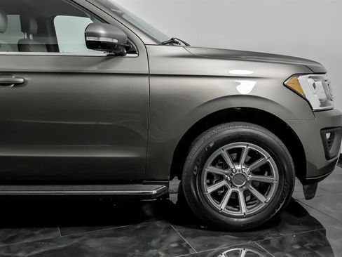 Used 2019 Ford Expedition XLT w/ Equipment Group 202A image 13