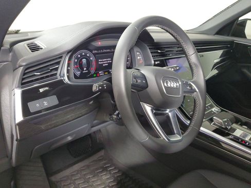 Used 2025 Audi Q8 Premium w/ Black Optic Package AWD/4WD image 23