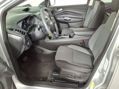 Used 2017 Ford Escape SE FWD image 20