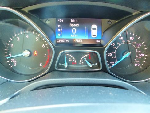 Used 2018 Ford Focus SE w/ Cold Weather Package image 25