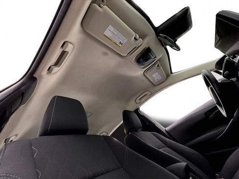 Used 2025 Toyota Corolla LE image 22