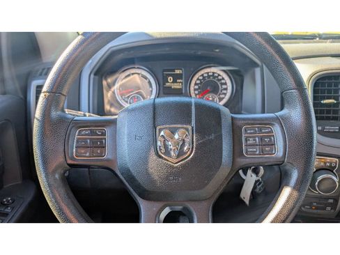 Used 2016 RAM 1500 Express AWD/4WD image 19