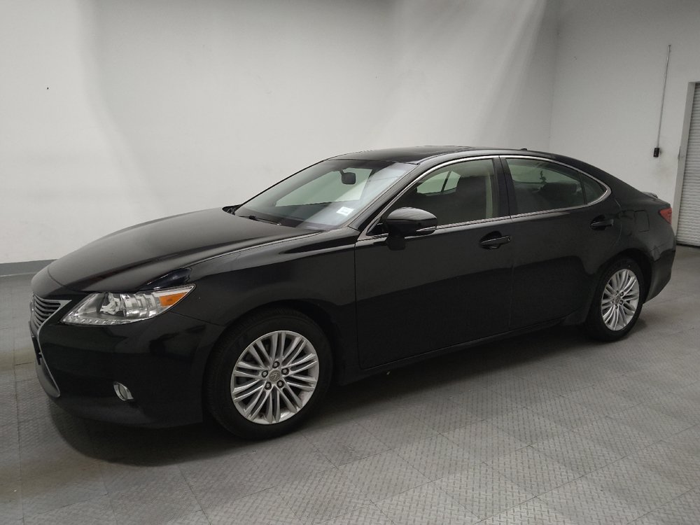 Used 2015 Lexus ES 350 w/ Premium Package FWD image 2