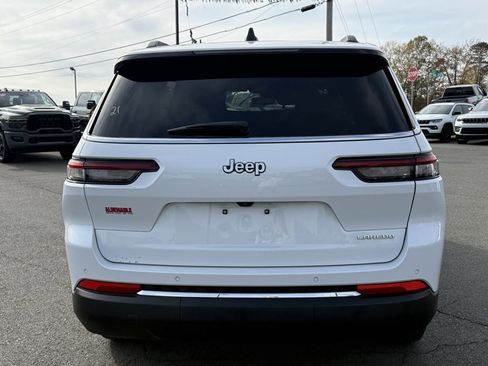 Used 2024 Jeep Grand Cherokee L Laredo w/ Luxury Tech Group I image 4