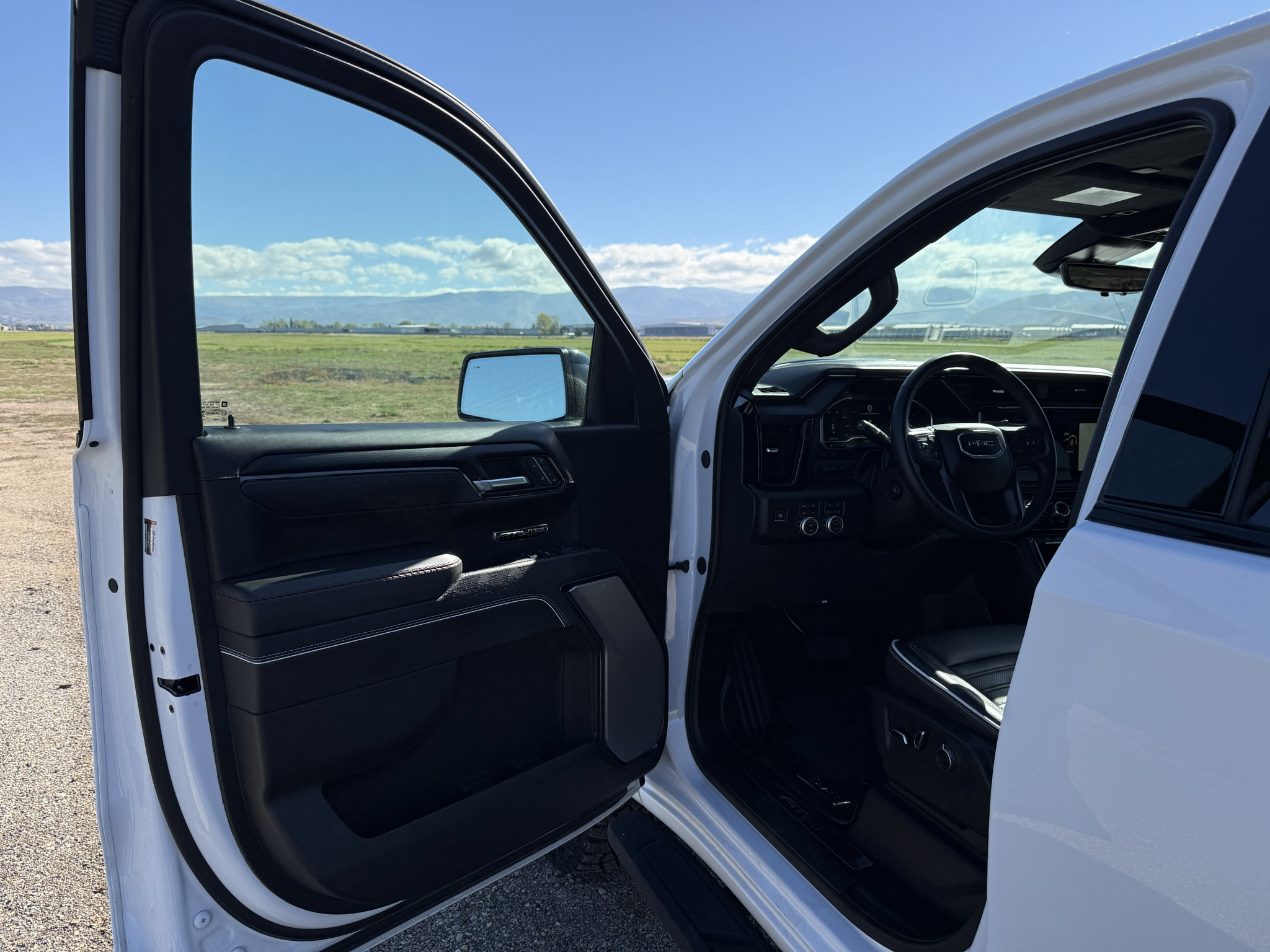 Used 2024 GMC Sierra 1500 AT4X AWD/4WD image 14