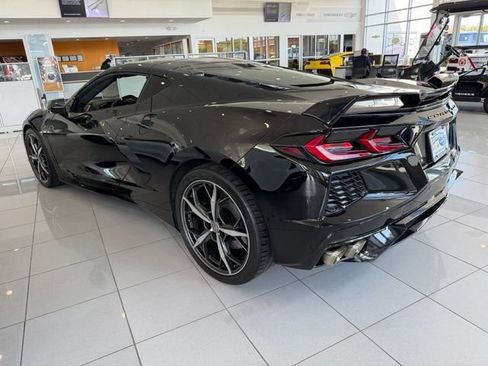 Used 2023 Chevrolet Corvette Stingray Premium Cpe w/ Z51 Performance Package RWD image 9