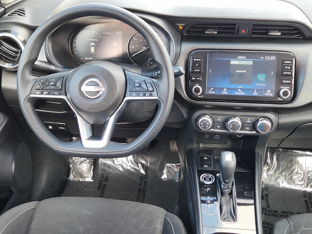 Used 2024 Nissan Kicks SV FWD image 10