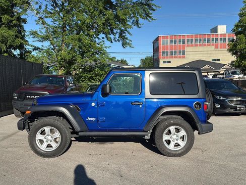 Used 2020 Jeep Wrangler Sport AWD/4WD image 6