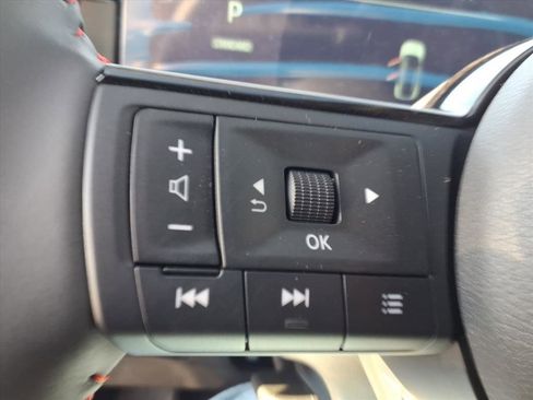 New 2026 Nissan Kicks SR w/ Cold Weather Package image 20