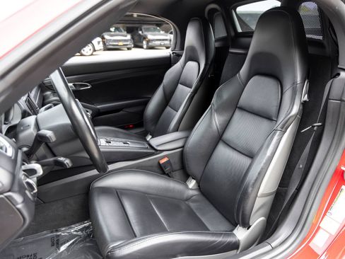 Certified 2016 Porsche Boxster GTS RWD image 5