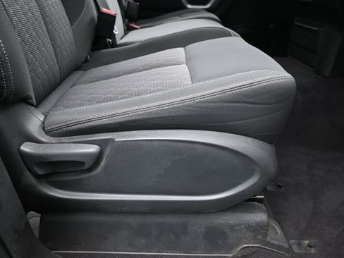 Used 2024 Nissan Titan SV w/ Accessory Utility Package image 16