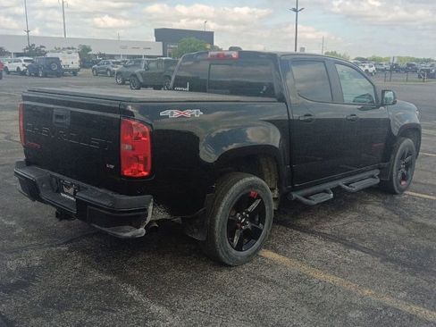 Used 2022 Chevrolet Colorado LT w/ Redline Special Edition AWD/4WD image 5