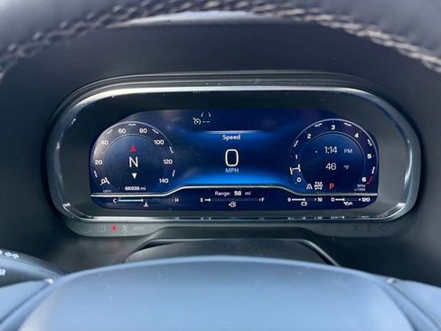 Used 2024 Chevrolet Suburban Z71 w/ Luxury Package image 36