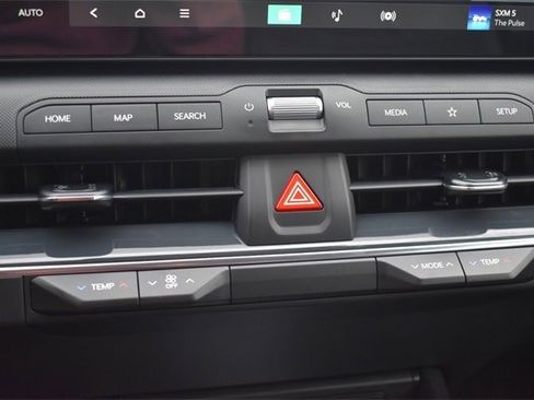 New 2025 Kia K4 EX image 25