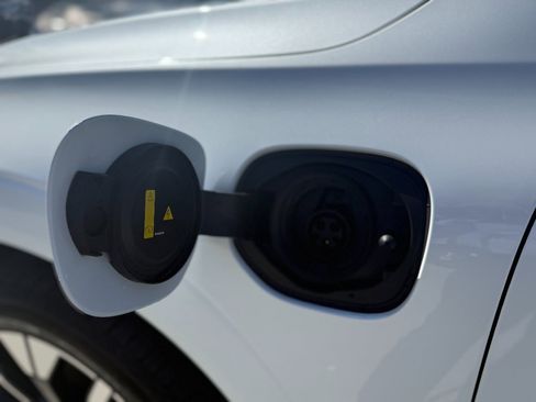 New 2026 Volvo XC60 T8 Plus w/ Protection Package Premier image 10